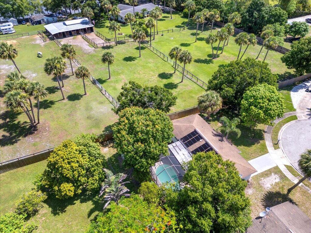 565 21st Avenue, Vero Beach, FL 32962