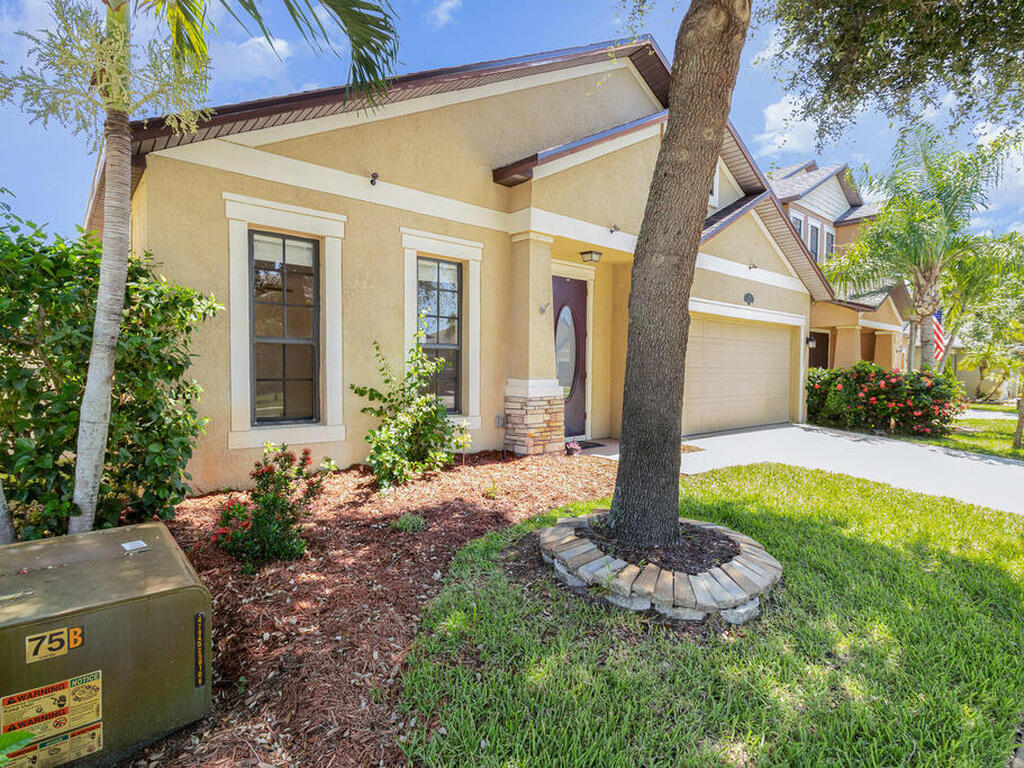 2712 Glenridge Circle, Merritt Island, FL 32953