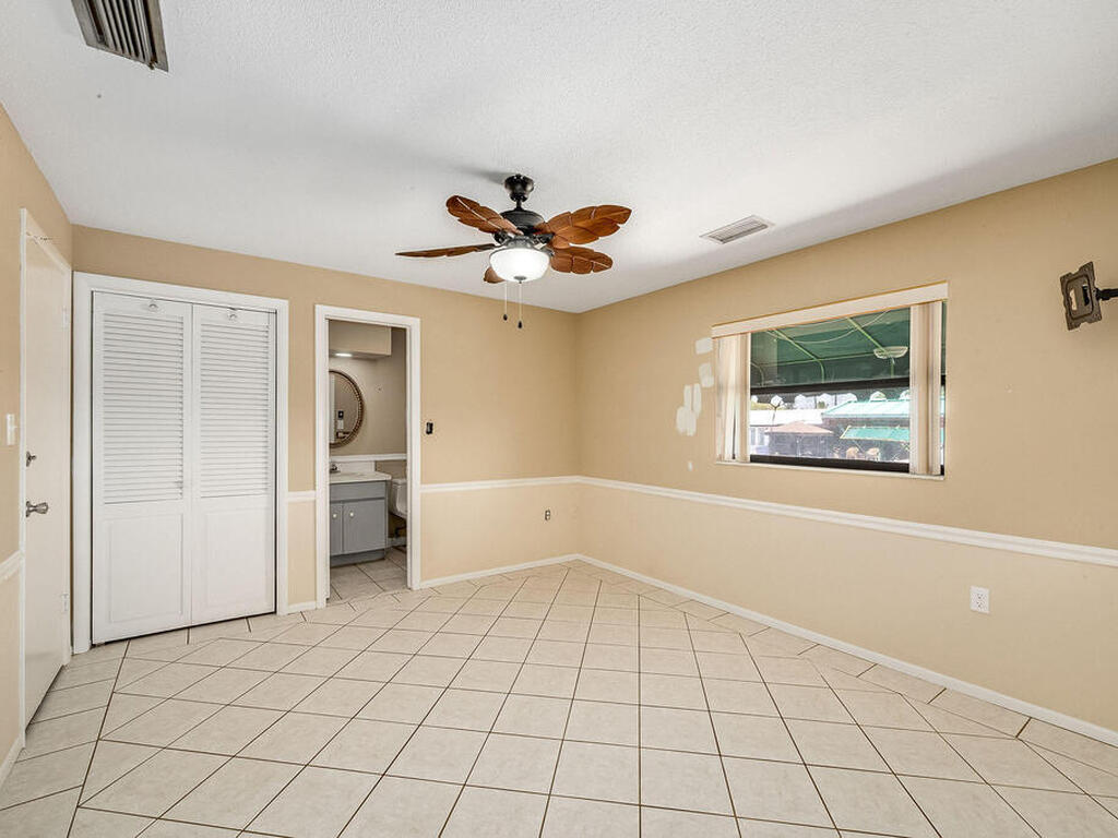 1670 Davis Drive, Merritt Island, FL 32952