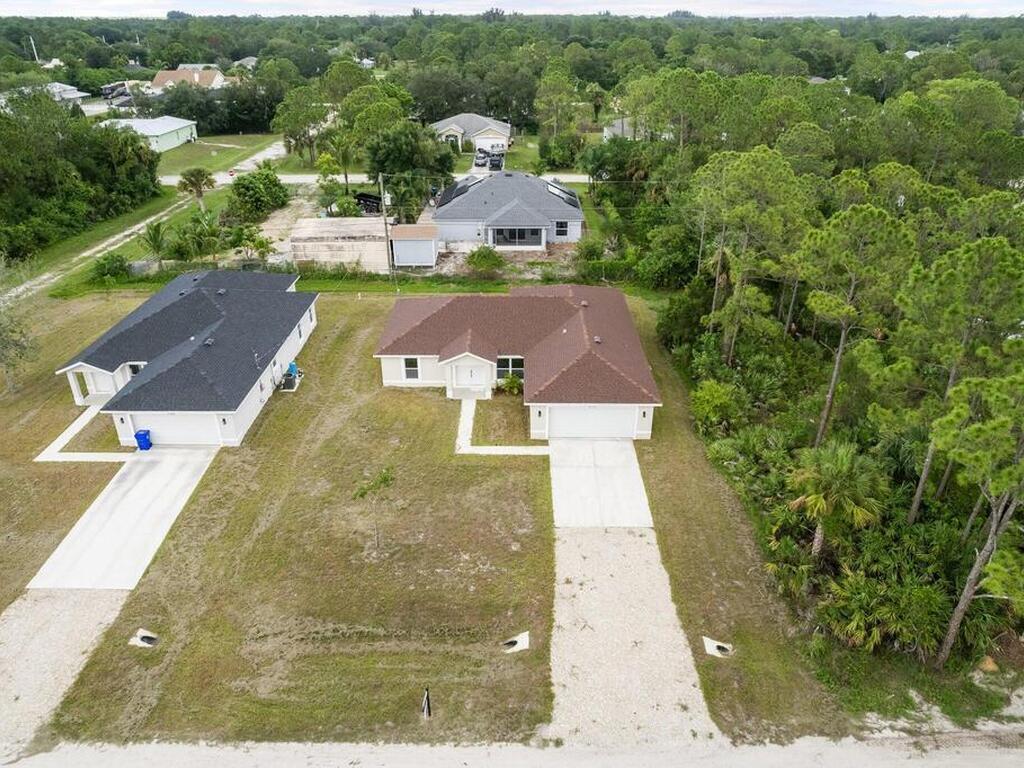 8176 97th Court, Vero Beach, FL 32967