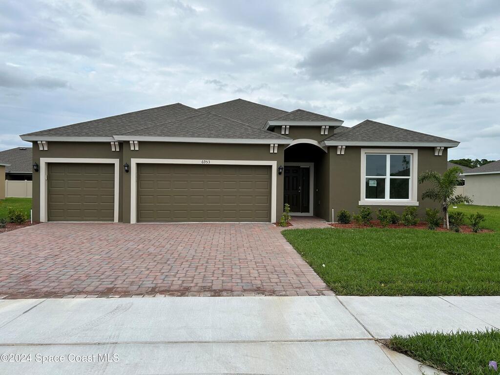 6953 Agate Drive, Grant Valkaria, FL 32949