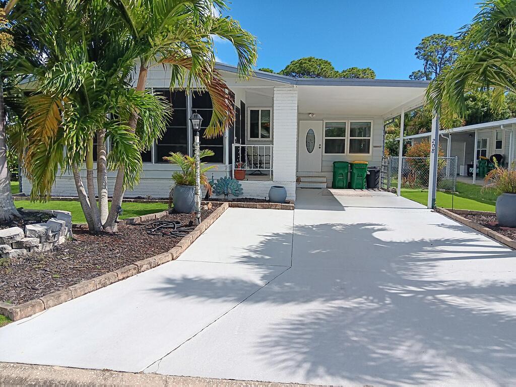 208 Kiwi Drive, Barefoot Bay, FL 32976