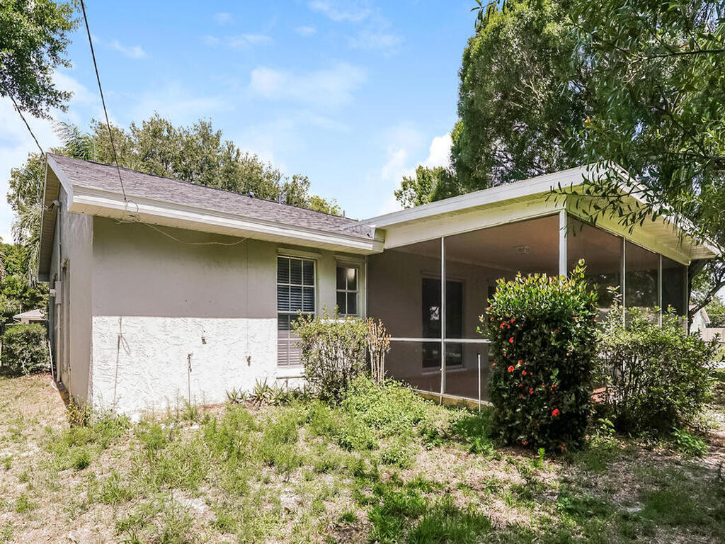 196 23rd Avenue, Vero Beach, FL 32962