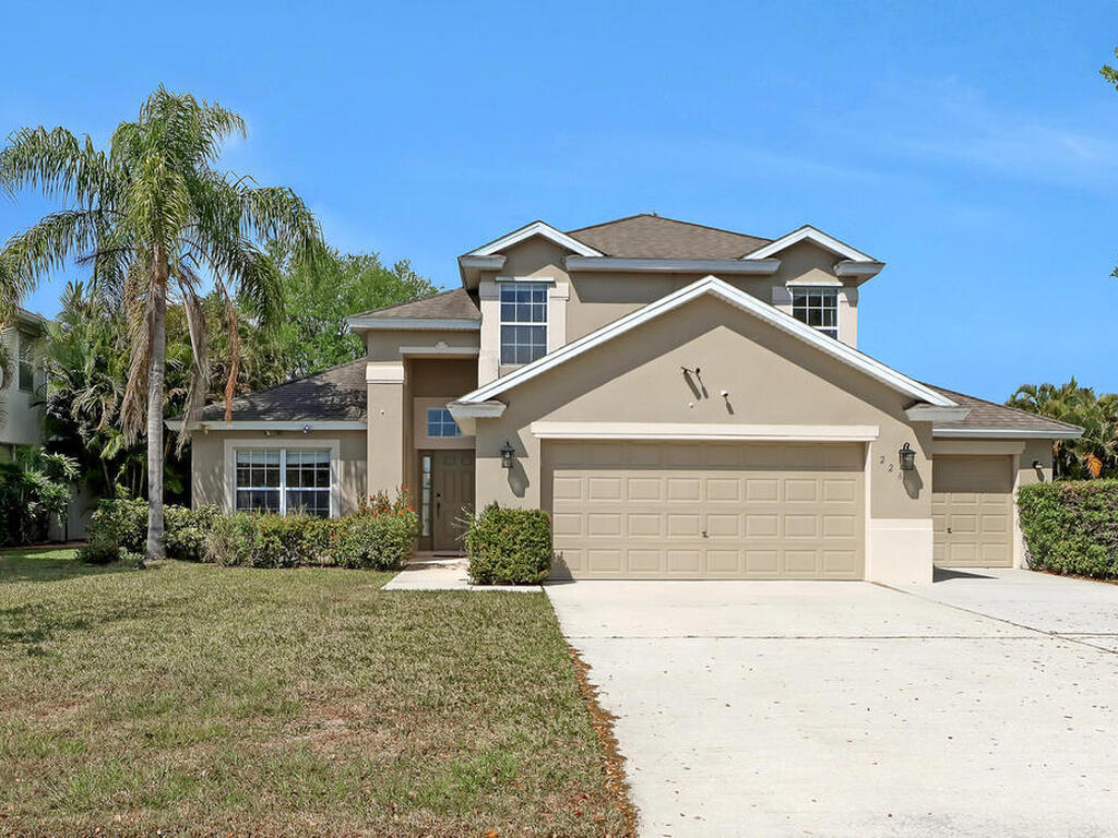 226 Wading Bird Circle, Palm Bay, FL 32908