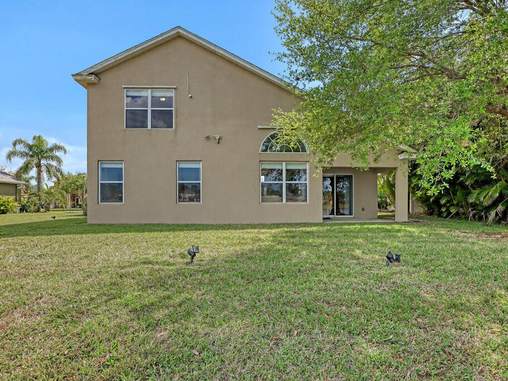 226 Wading Bird Circle, Palm Bay, FL 32908