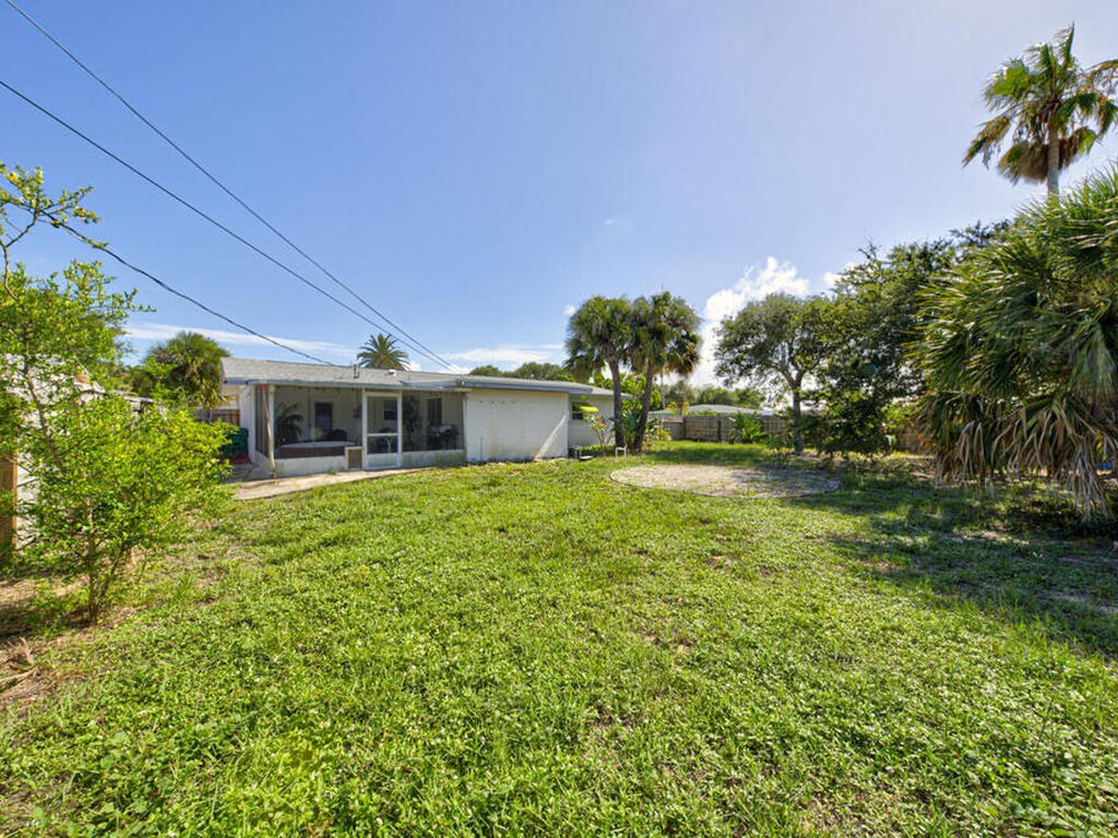 282 Fay Drive, Indialantic, FL 32903