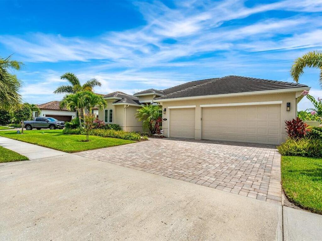 5336 Kirkwall Circle, Melbourne, FL 32940