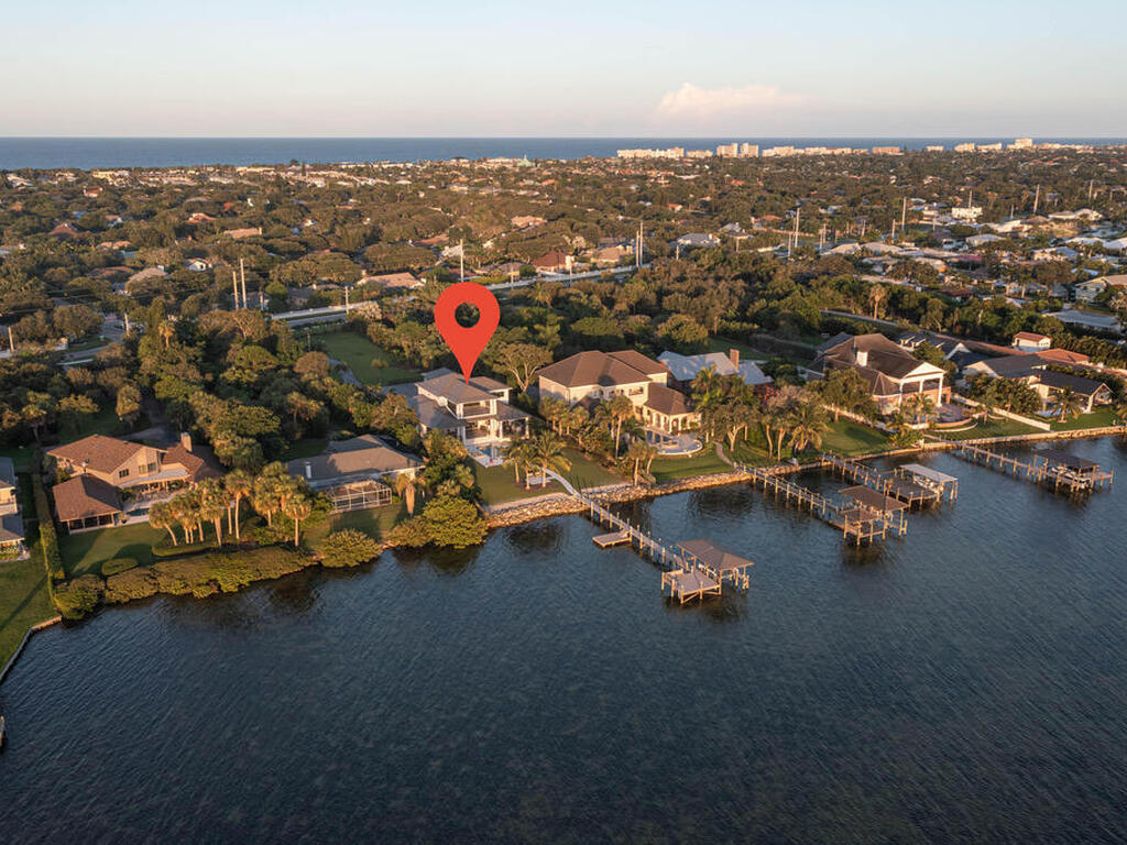 2760 N Riverside Drive, Indialantic, FL 32903