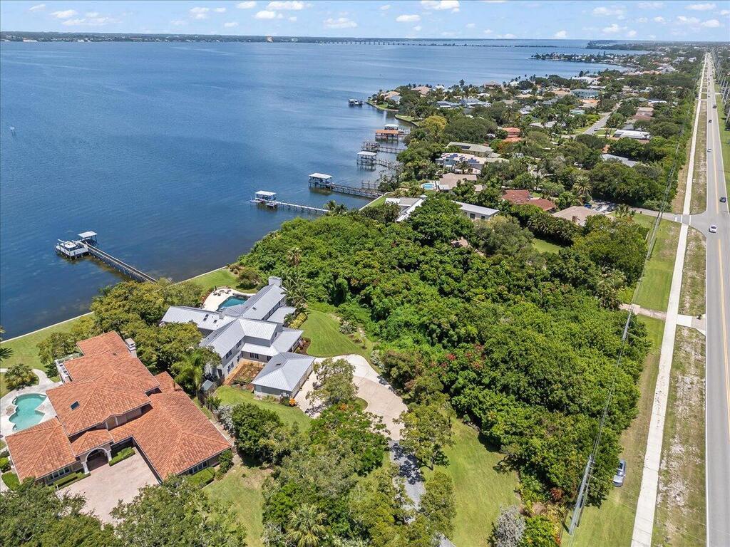 1650 N Riverside Drive, Indialantic, FL 32903