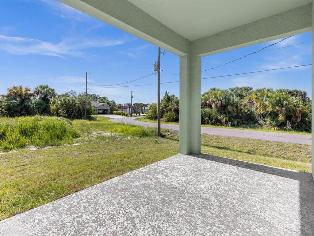 3340 Fox Hills Avenue, Palm Bay, FL 32908