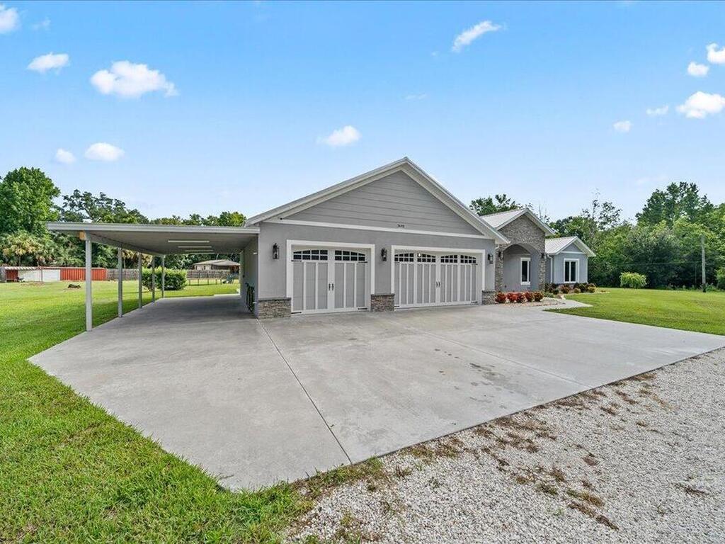 3490 Grantline Road, Mims, FL 32754