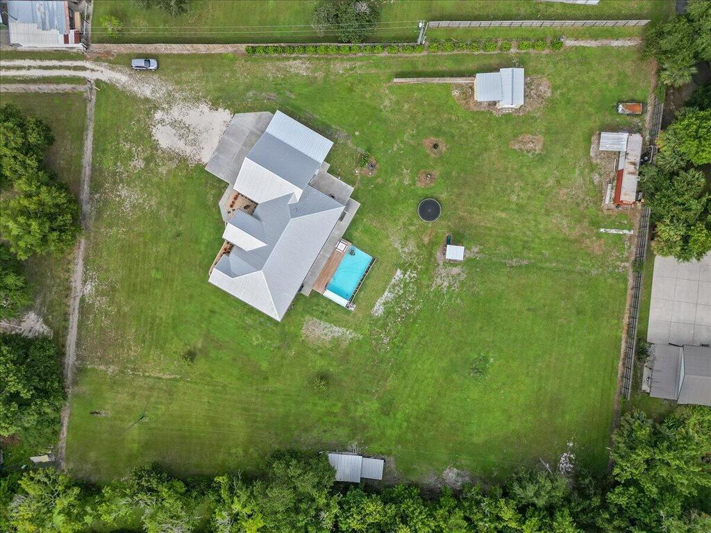 3490 Grantline Road, Mims, FL 32754