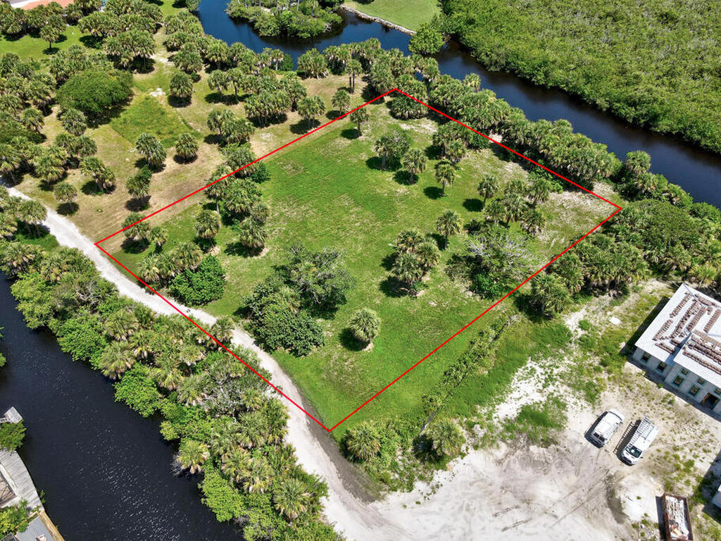 221 Crystal Bay Lane, Melbourne Beach, FL 32951