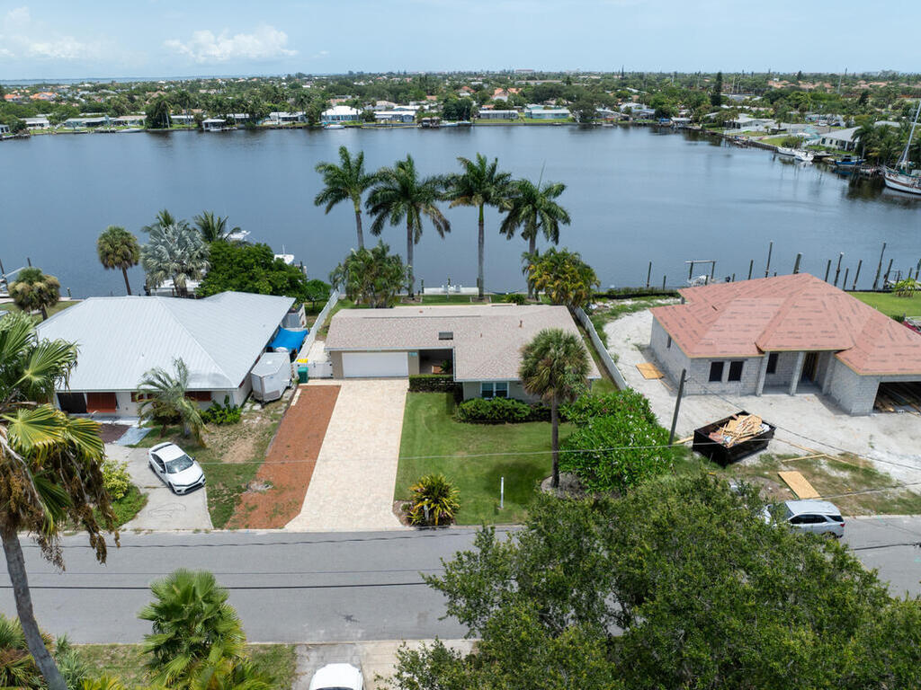 428 S Waterway Drive, Satellite Beach, FL 32937