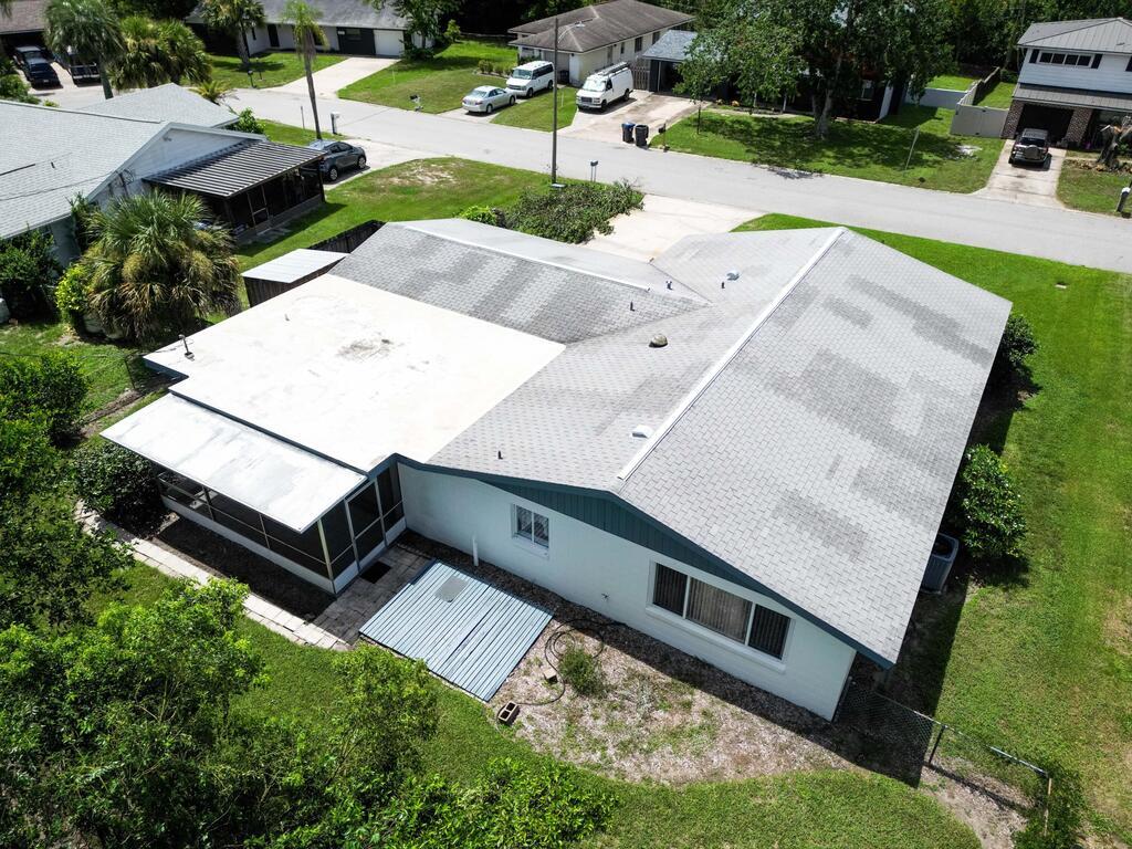 2580 Hillcrest Avenue, Titusville, FL 32796