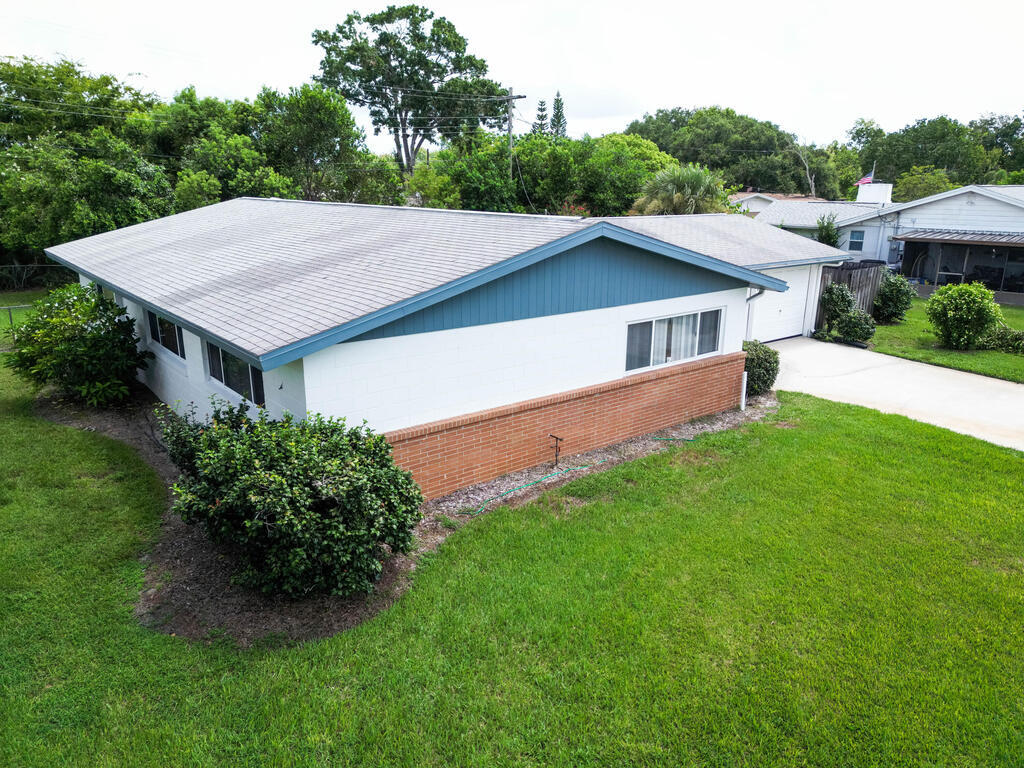 2580 Hillcrest Avenue, Titusville, FL 32796