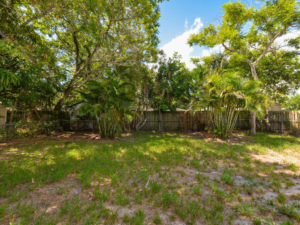 209 Gardenia Avenue, Ft. Pierce, FL 34982