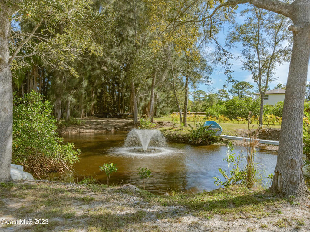 1725 Hall Road, Malabar, FL 32950