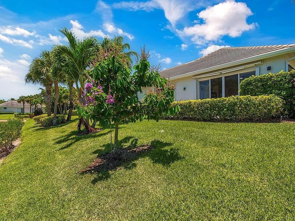 9160 Seasons Terrace, Vero Beach, FL 32963