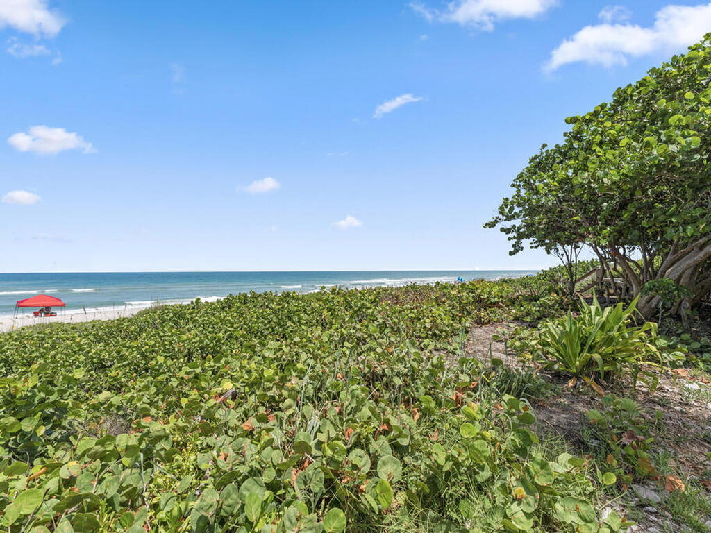 957 N Highway A1a, Indialantic, FL 32903