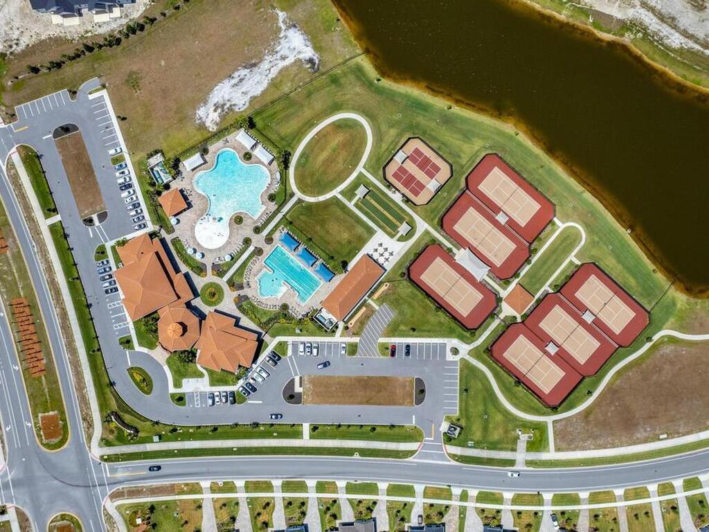 8481 Paragrass Avenue, Melbourne, FL 32940