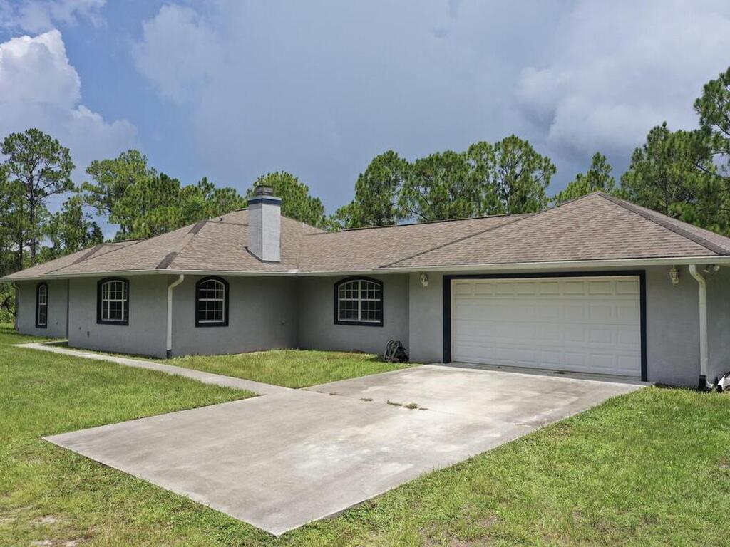 13850 79th Street, Fellsmere, FL 32948