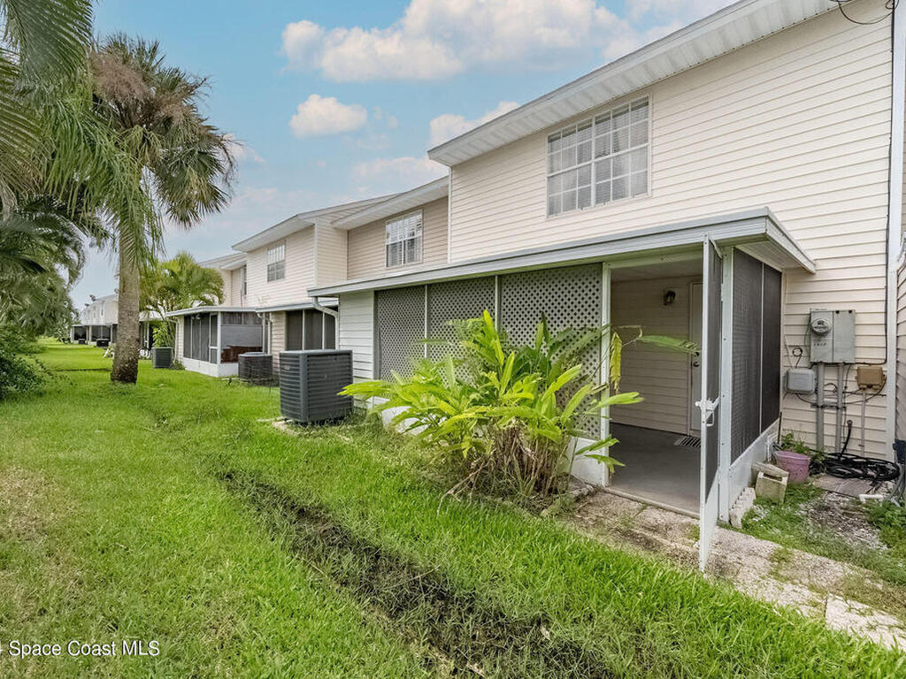 1917 Manor Drive, Palm Bay, FL 32905