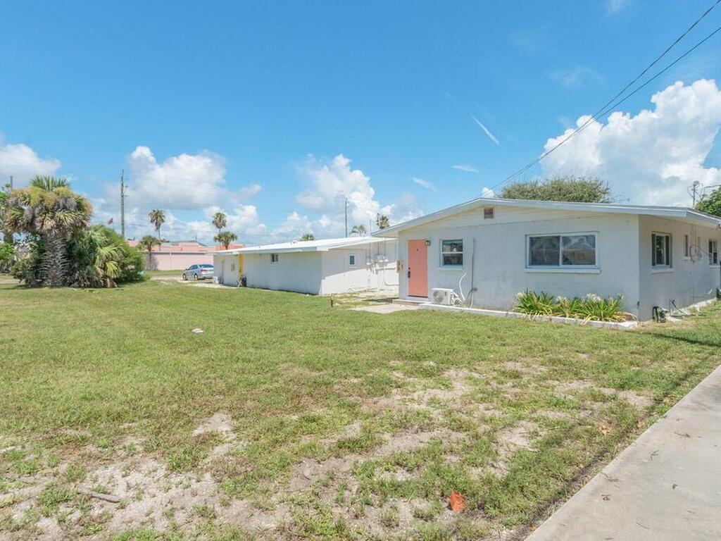 681 S Orlando Avenue, Cocoa Beach, FL 32931