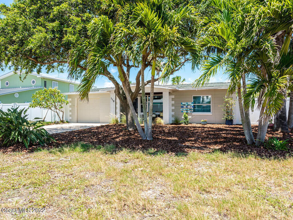 118 E Osceola Lane, Cocoa Beach, FL 32931