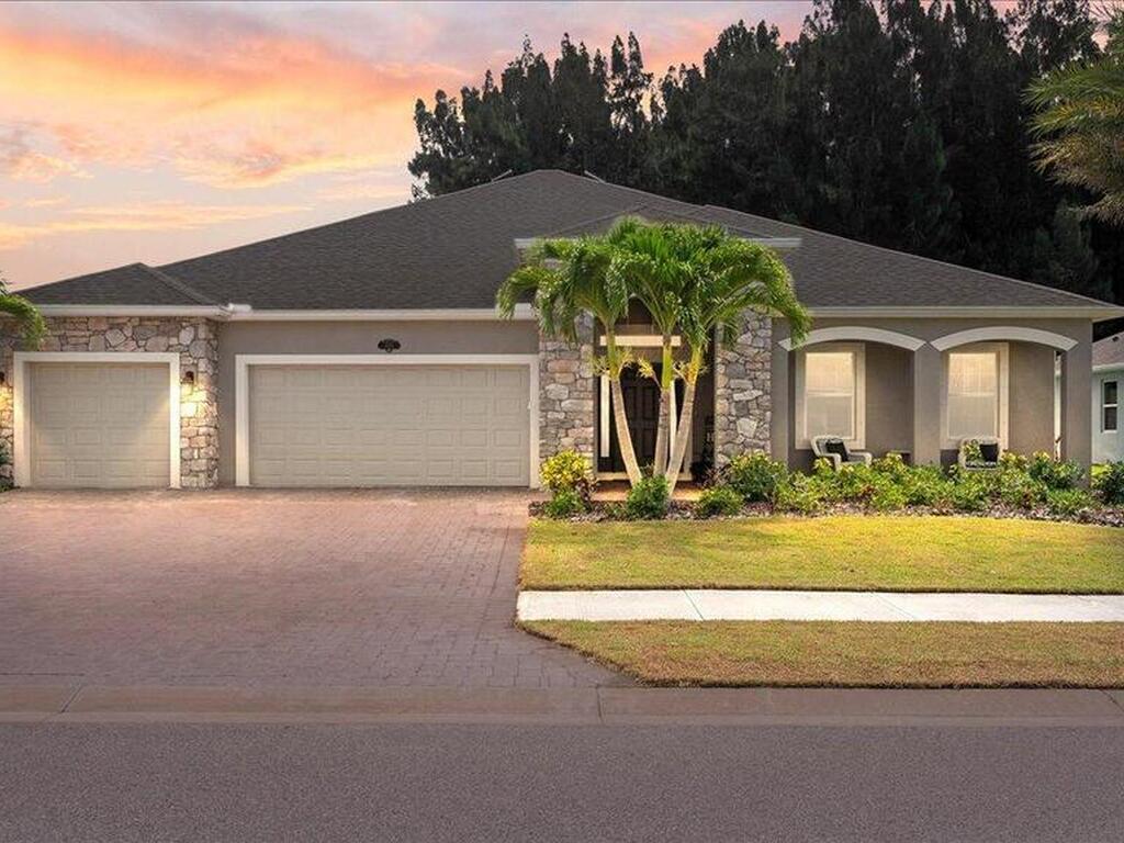 4555 Hebron Drive, Merritt Island, FL 32953