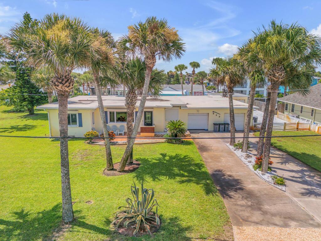 327 Due East Street, New Smyrna Beach, FL 32169