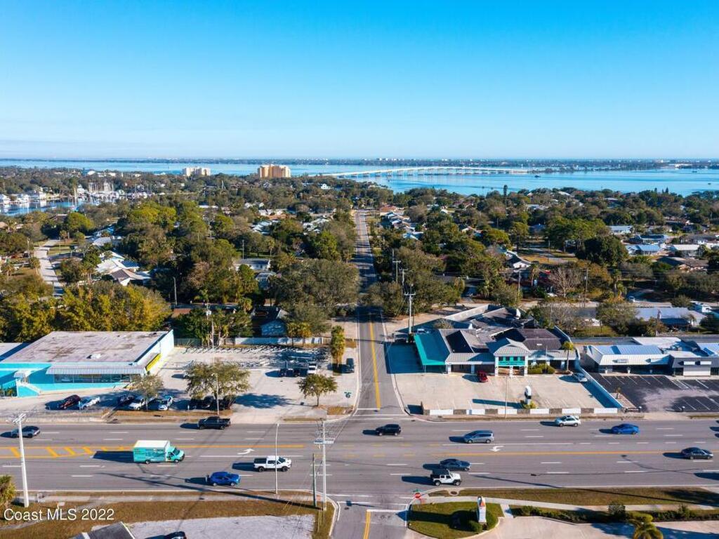 690 Thomas Barbour Drive, Melbourne, FL 32935