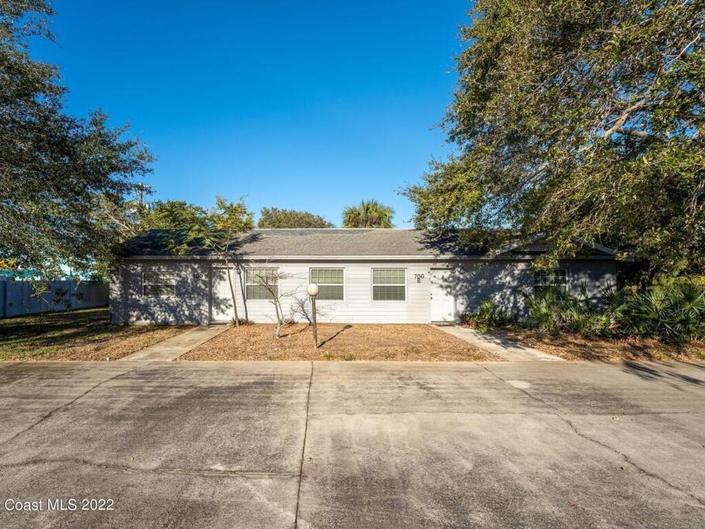 690 Thomas Barbour Drive, Melbourne, FL 32935