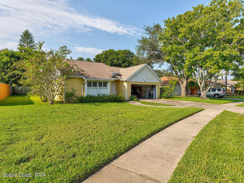 1201 Apple Creek Lane, Rockledge, FL 32955