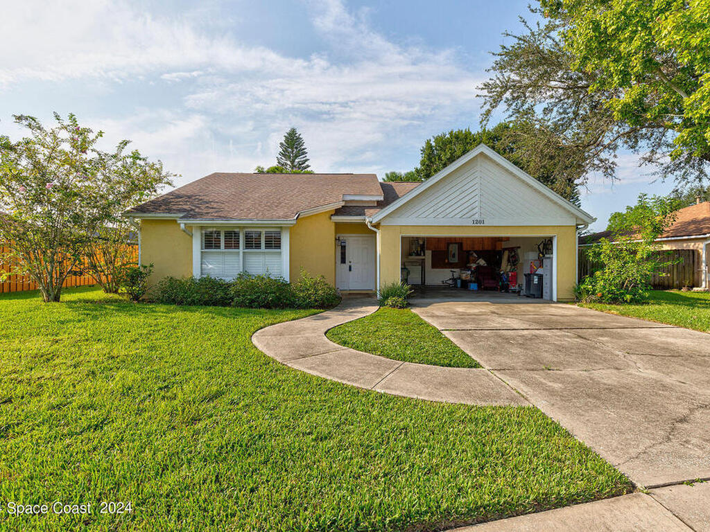 1201 Apple Creek Lane, Rockledge, FL 32955