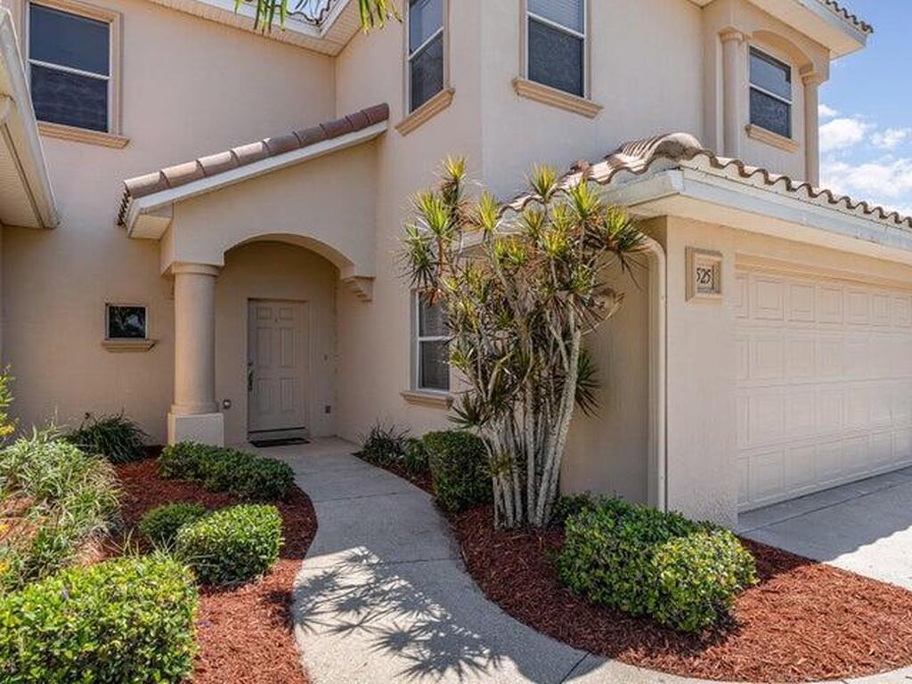 525 Siena Court, Satellite Beach, FL 32937