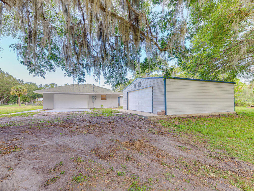 4261 Sterling, Mims, FL 32754