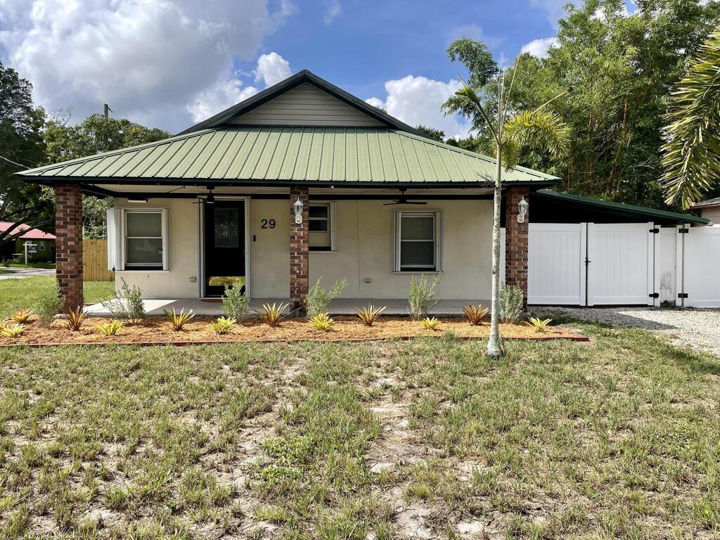 29 E Fee, Melbourne, FL 32901