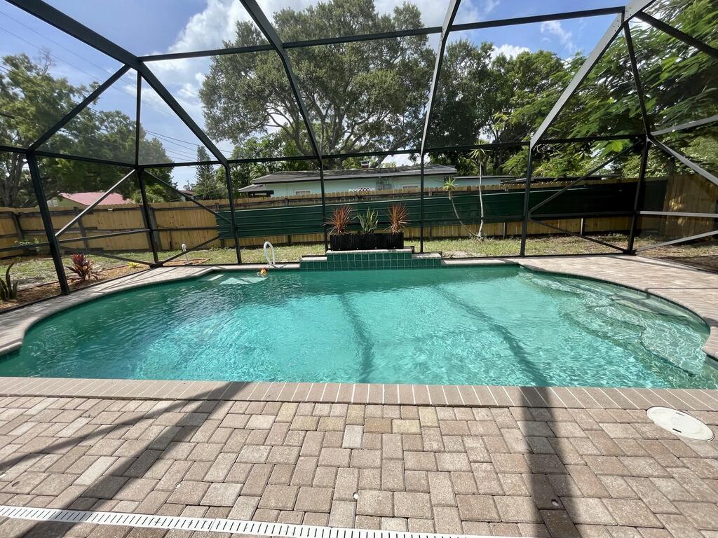 29 E Fee, Melbourne, FL 32901