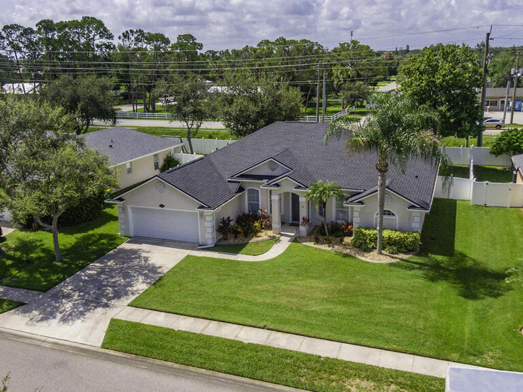 2435 Tuscarora Court, Melbourne, FL 32904