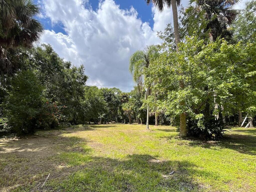 5819 Crane Road, Melbourne Village, FL 32904