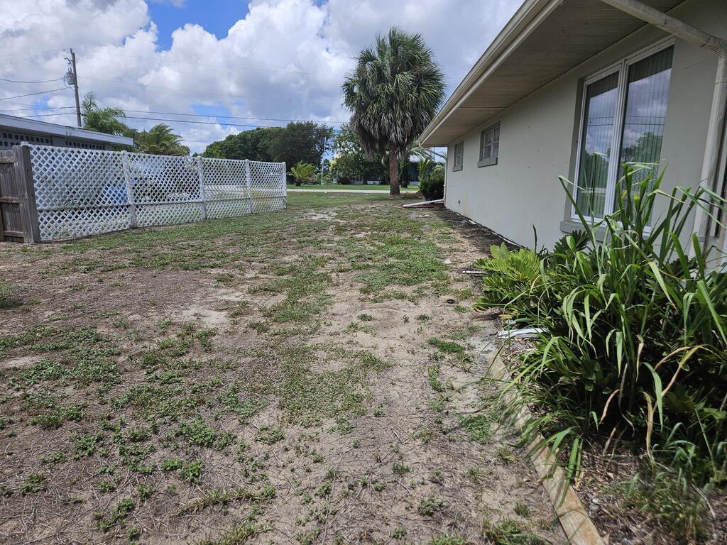 7181 Blue Shore Road, Grant, FL 32949