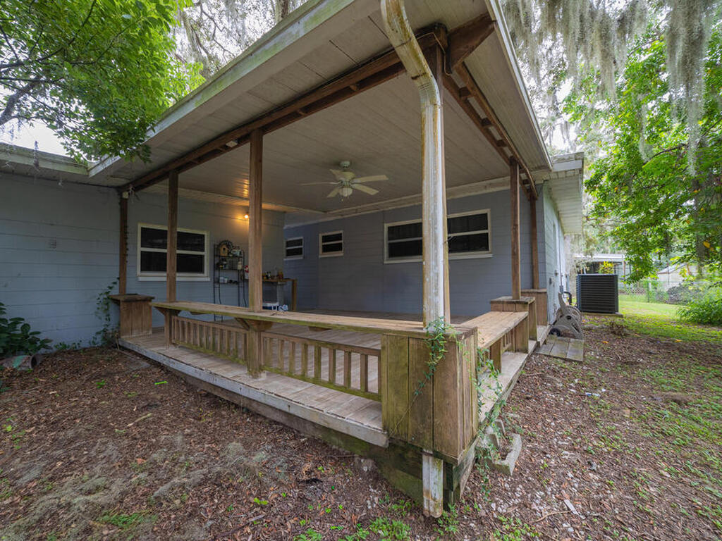 110 S Christmas Hill Road, Titusville, FL 32796