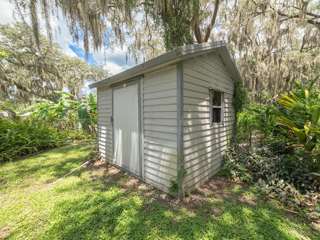 110 S Christmas Hill Road, Titusville, FL 32796