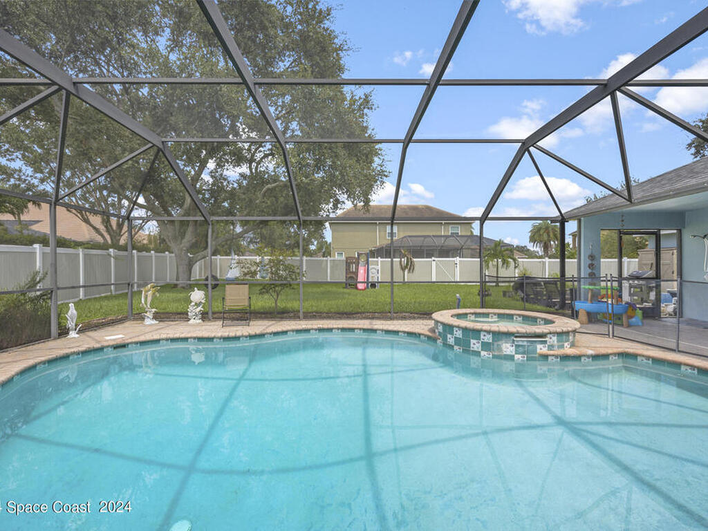 762 Killarney Court, Merritt Island, FL 32953