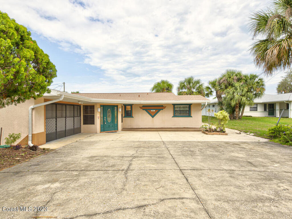 2081 Pineapple Avenue, Melbourne, FL 32935