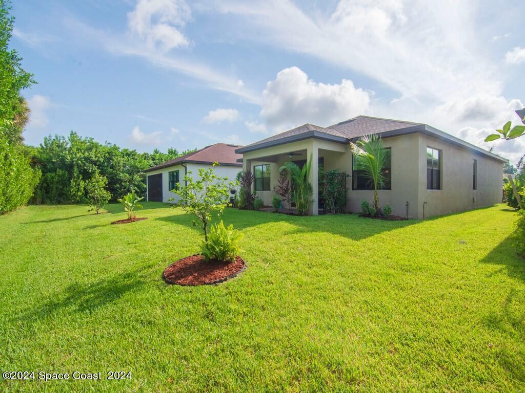 1657 Willows Square, Vero Beach, FL 32966