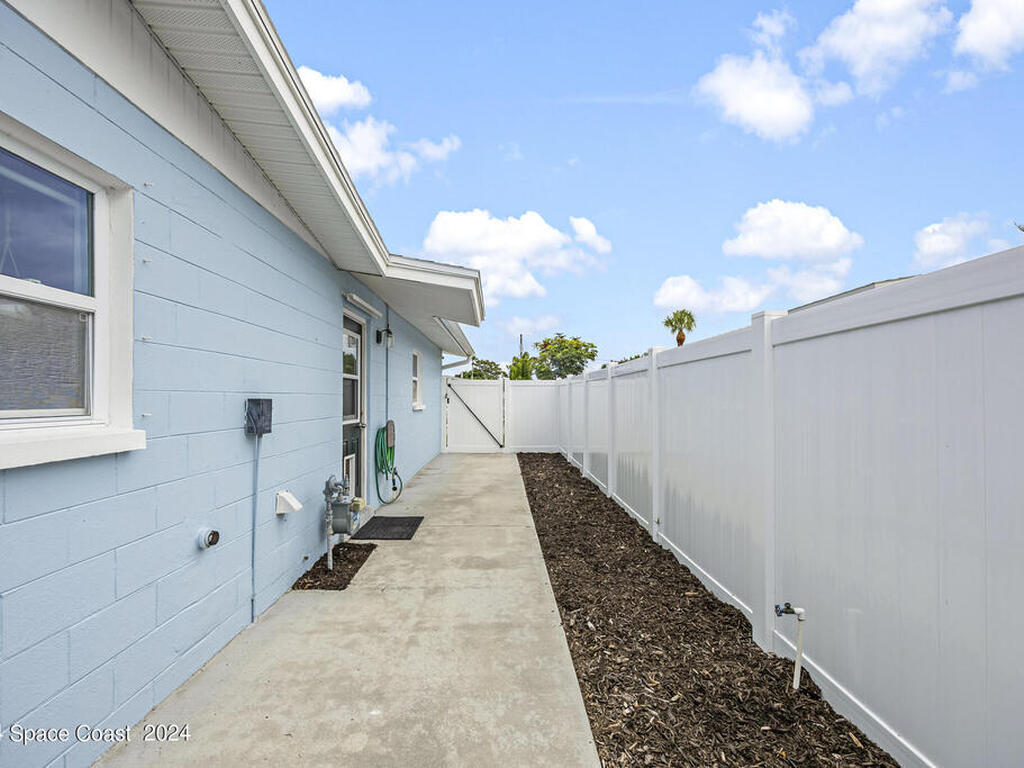 1645 Pluto Street, Merritt Island, FL 32953