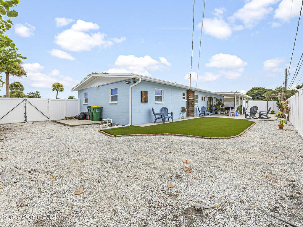 1645 Pluto Street, Merritt Island, FL 32953