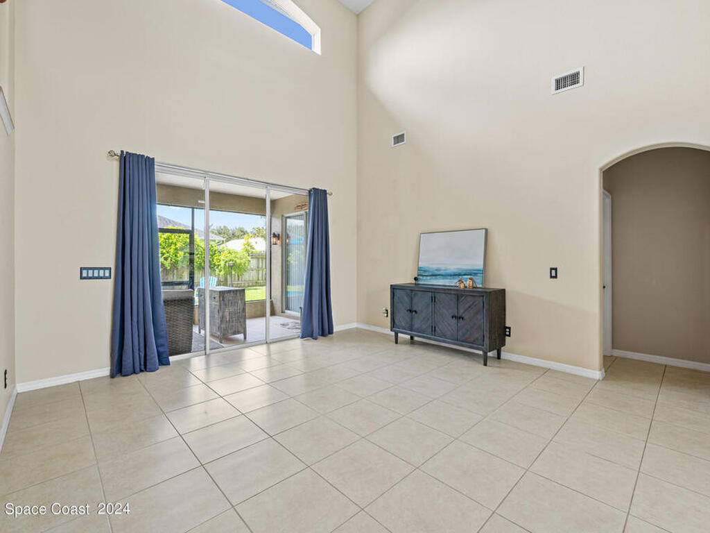 555 Hiking Trail, Melbourne, FL 32904